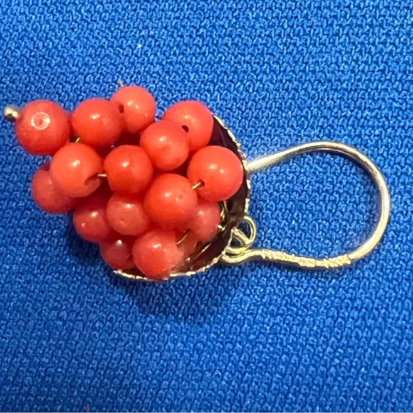 Estate Grapes Coral D Napoli  14K Gold Dangle Earrings - Picture 6 of 8